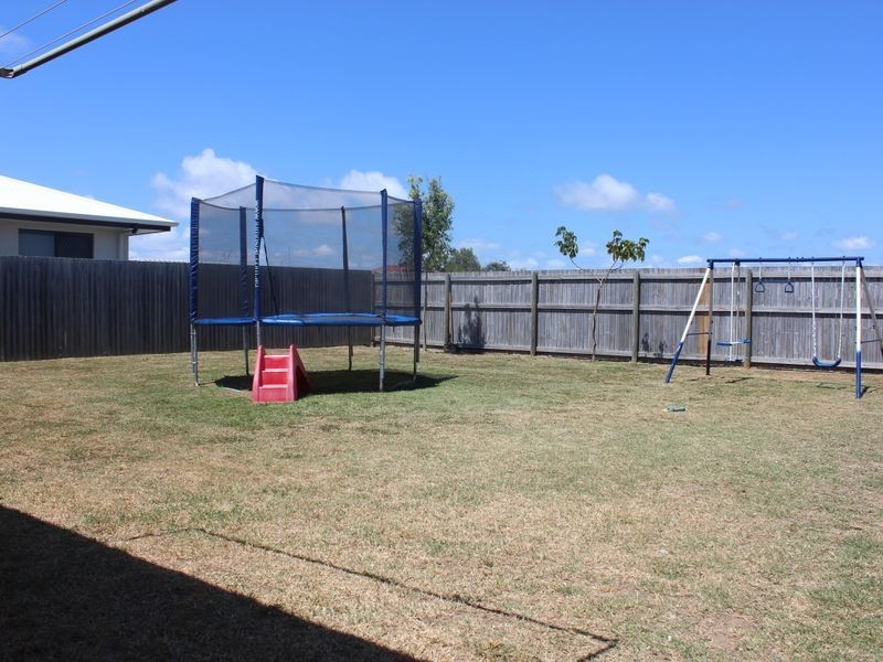 33 Turnbuckle Street, Shoal Point QLD 4750