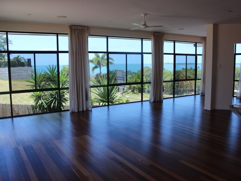 4 Rainbow Crescent, Eimeo QLD 4740