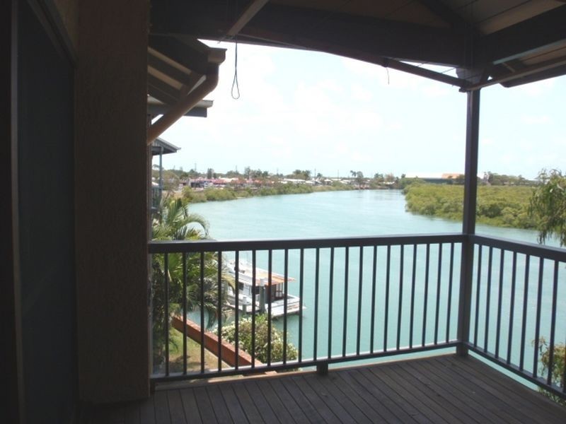 4/32 Bassett Street, North Mackay QLD 4740