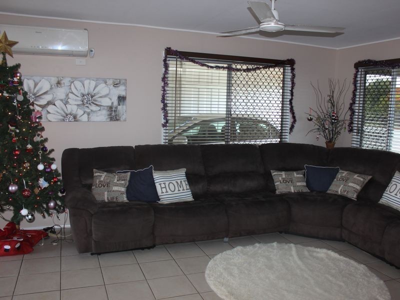 5 Holmes Drive, Beaconsfield QLD 4740