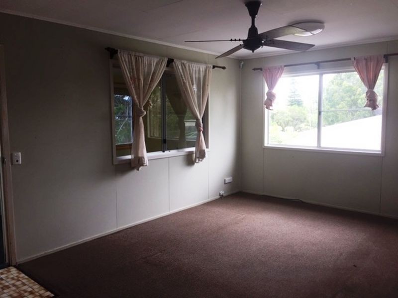 22 Spring Crescent, Dysart QLD 4745