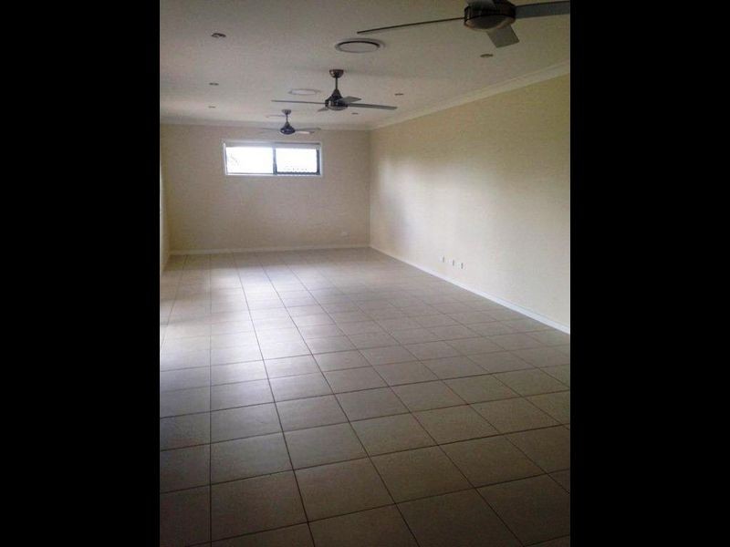 17 Kingfisher Street, Moranbah QLD 4744