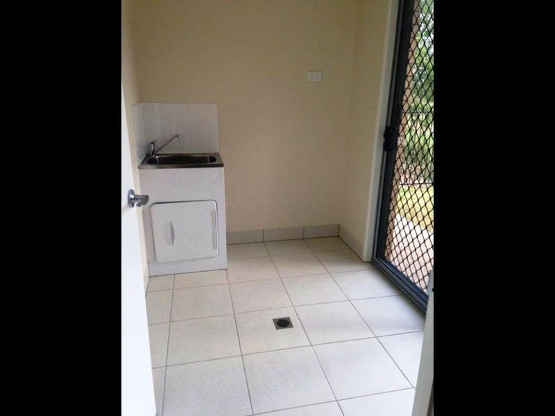 17 Kingfisher Street, Moranbah QLD 4744