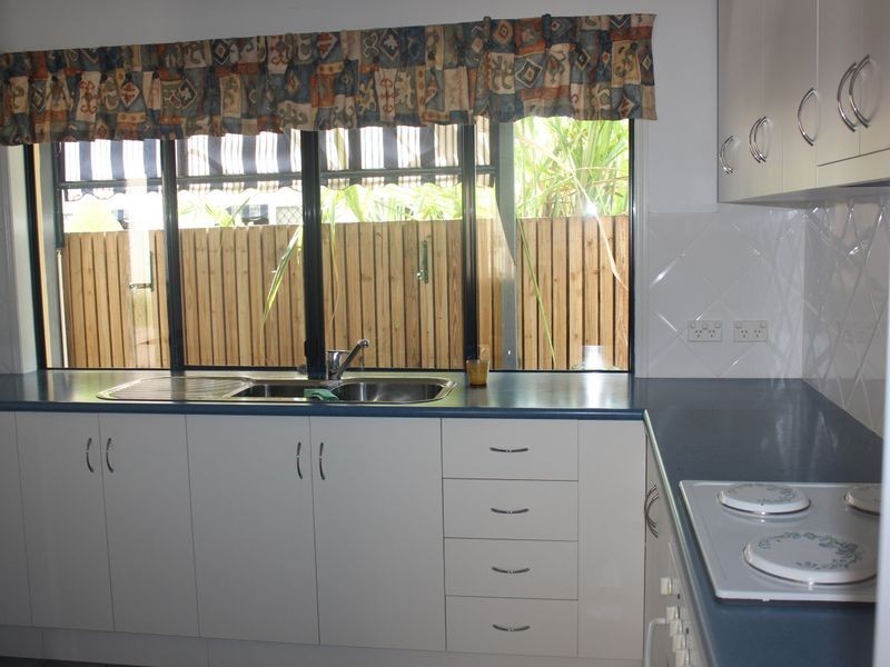 3/21-23 Holland Street, West Mackay QLD 4740