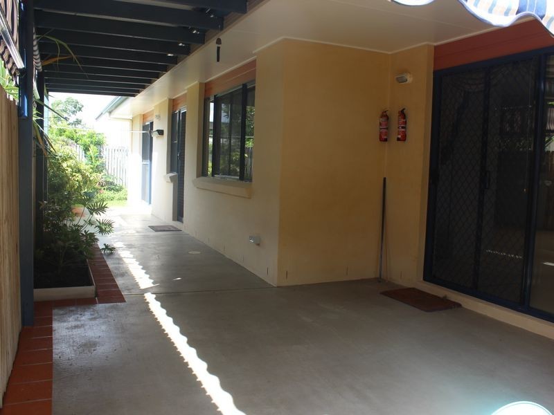 3/21-23 Holland Street, West Mackay QLD 4740
