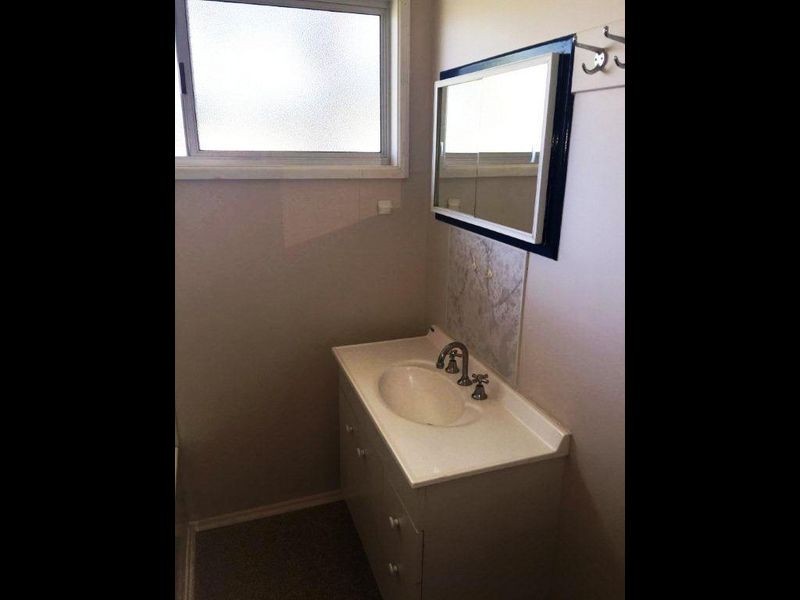 40 Rosewall Street, Moranbah QLD 4744