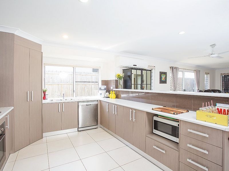 13 Sonoran Street, Rural View QLD 4740