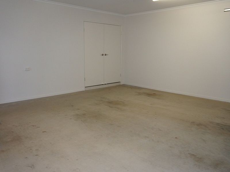 1/1 Lancaster Way, Alligator Creek QLD 4740