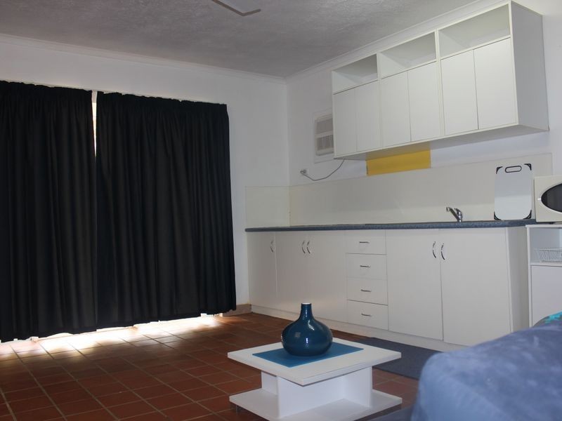 110/6 Beach Road, Dolphin Heads QLD 4740