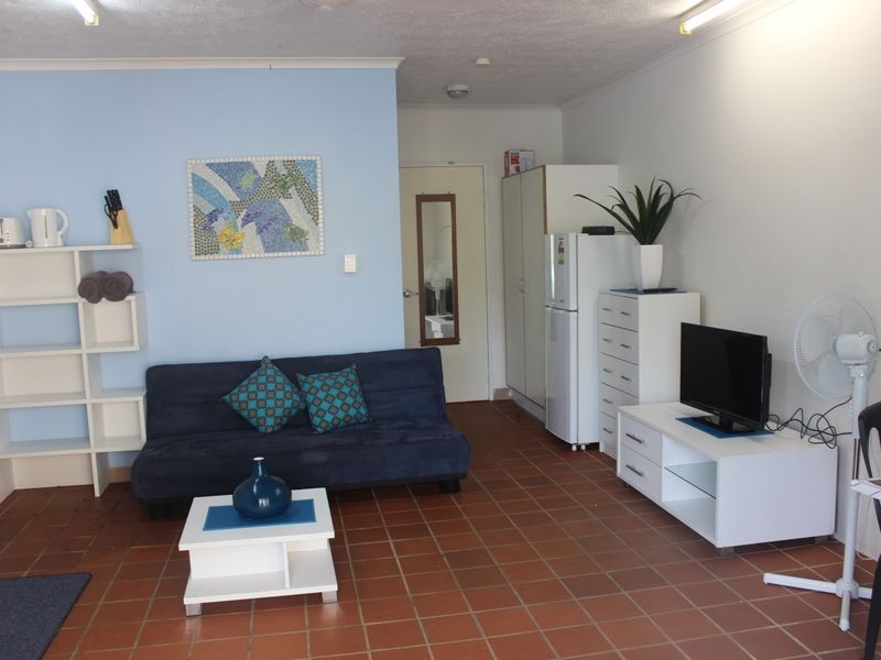 110/6 Beach Road, Dolphin Heads QLD 4740