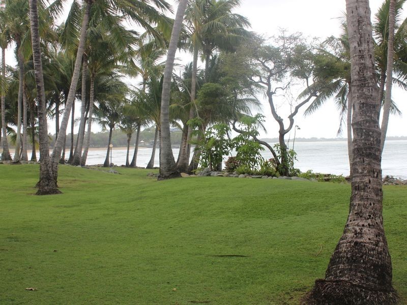 110/6 Beach Road, Dolphin Heads QLD 4740