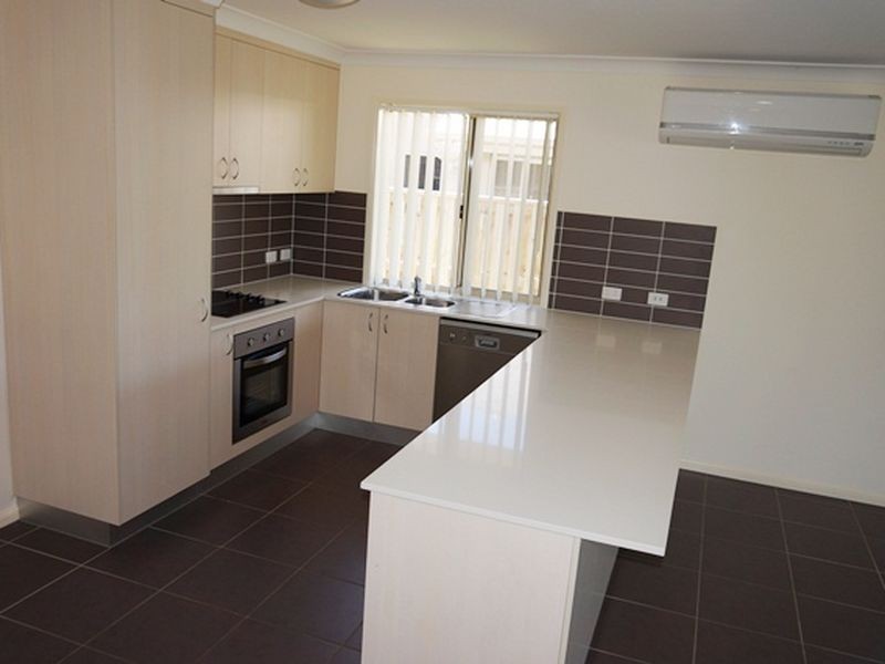 47 Newport Parade, Blacks Beach QLD 4740