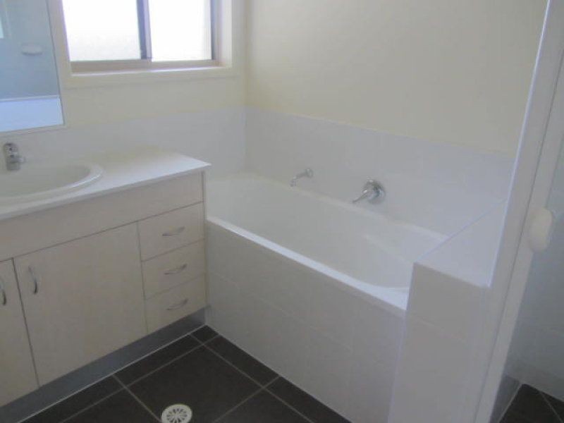 47 Newport Parade, Blacks Beach QLD 4740
