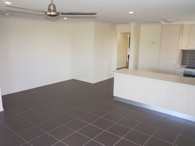 47 Newport Parade, Blacks Beach QLD 4740