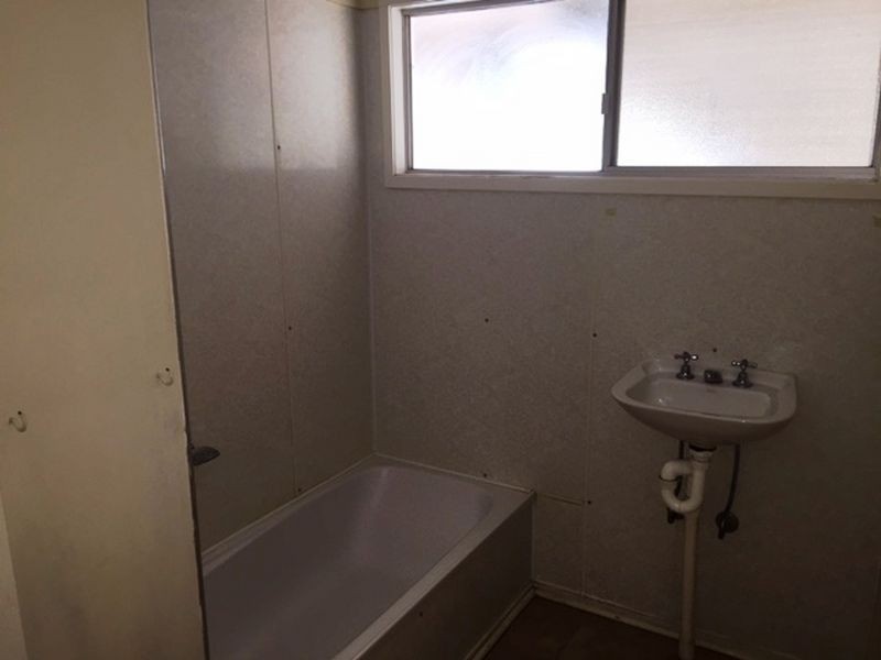 14 Chifley Court, Moranbah QLD 4744