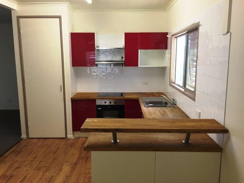 17 Grout Street, Moranbah QLD 4744