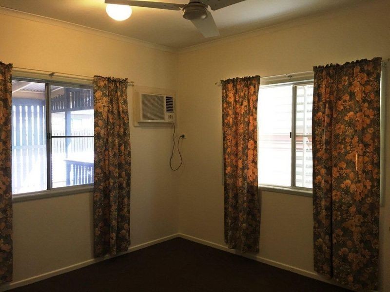 17 Grout Street, Moranbah QLD 4744