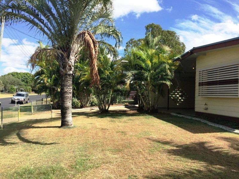 17 Grout Street, Moranbah QLD 4744