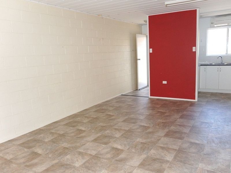 4/11 Lavarack Street, North Mackay QLD 4740