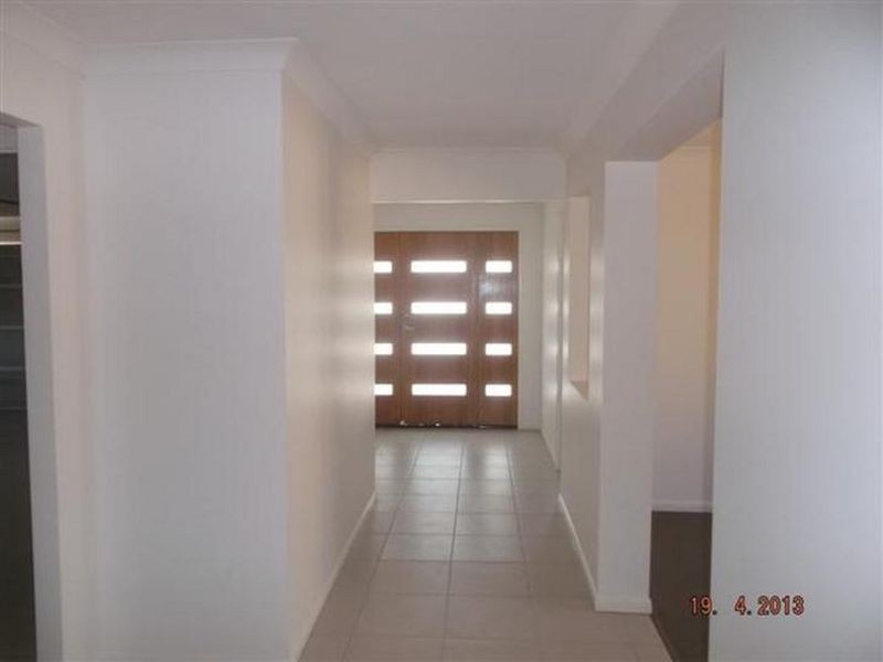 43 Scarborough Circuit, Blacks Beach QLD 4740