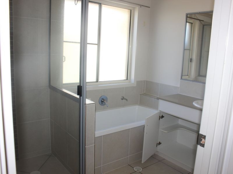 2/7 Whitehaven Drive, Blacks Beach QLD 4740