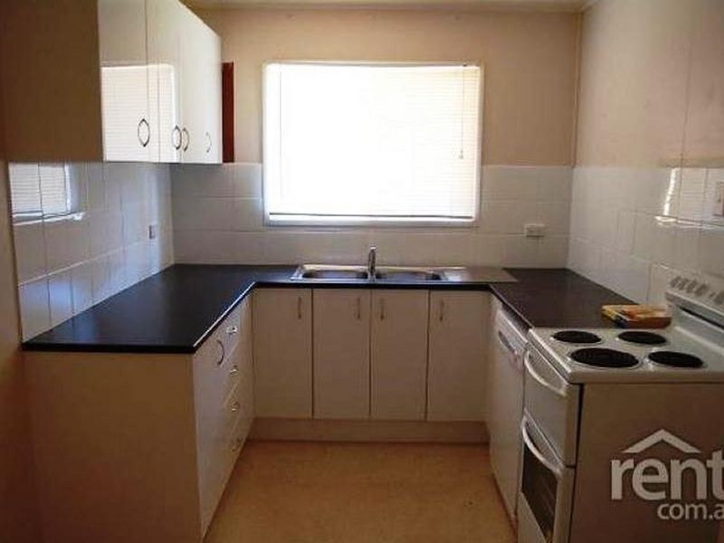 6 Beresford Crescent, Dysart QLD 4745