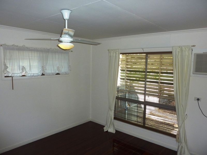 13 Rose Street, Moranbah QLD 4744