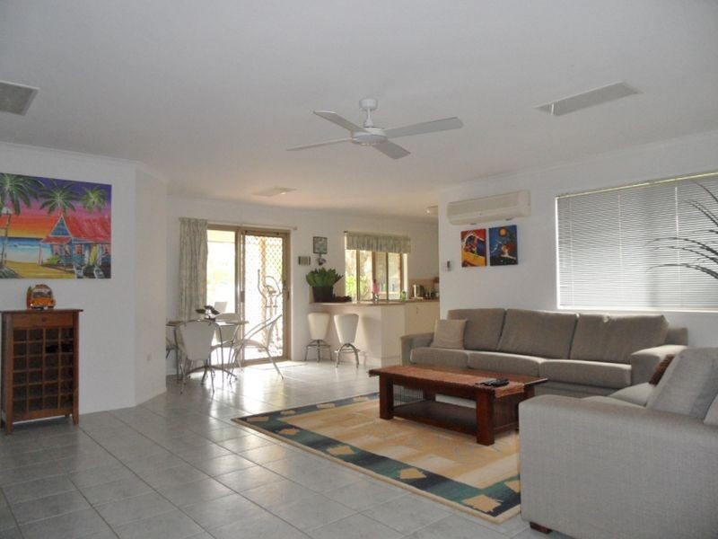 469 DUNNROCK RD, Alligator Creek QLD 4740