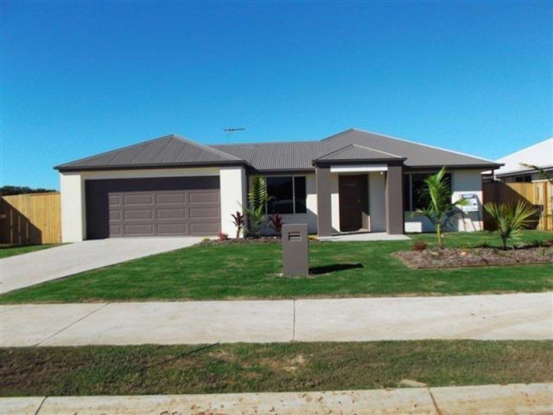 43 Newport Parade, Blacks Beach QLD 4740