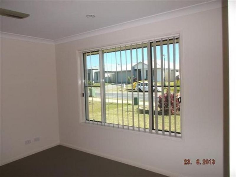 43 Newport Parade, Blacks Beach QLD 4740