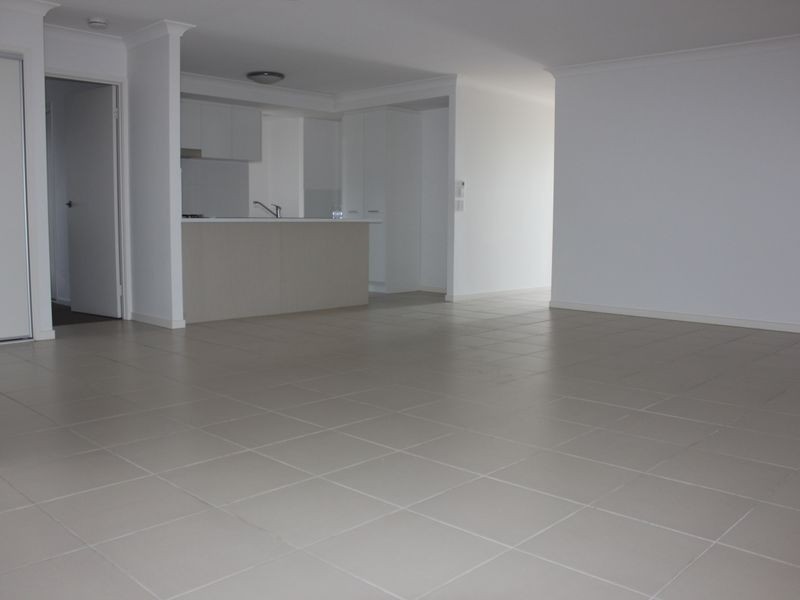 17 Majesty Street, Rural View QLD 4740