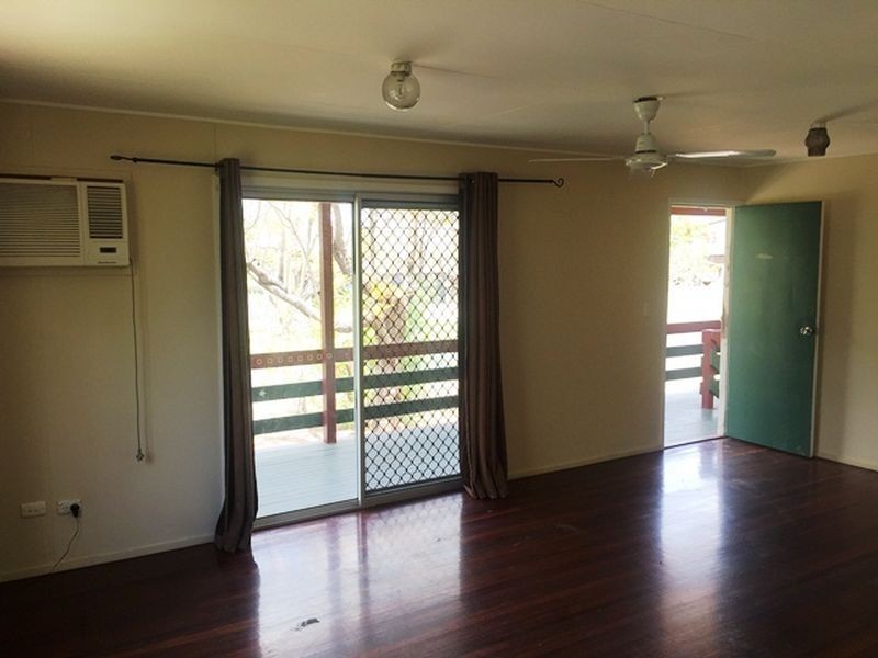 4 Caleb Crescent, Dysart QLD 4745