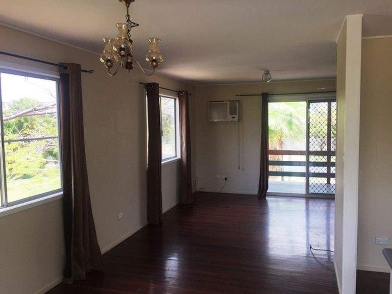 4 Caleb Crescent, Dysart QLD 4745