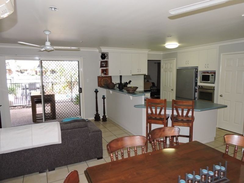 15 Admiralty Way, Bucasia QLD 4750