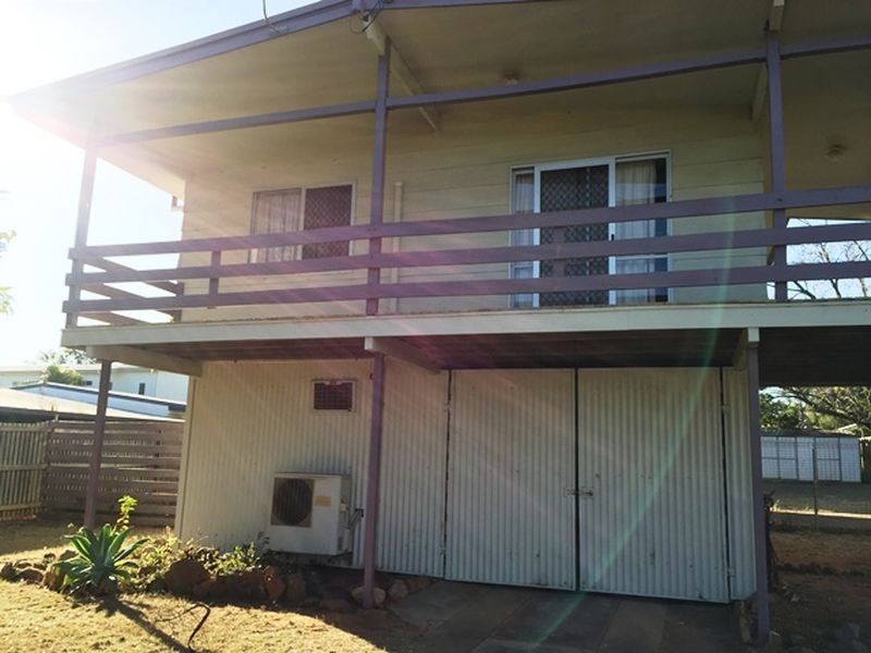 6 Archer Drive, Moranbah QLD 4744