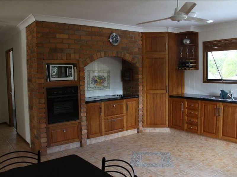 4 Aura Street, Mcewens Beach QLD 4740