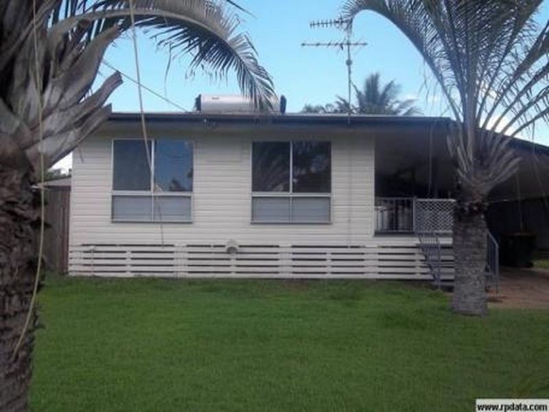 5 Kennedy Drive, Moranbah QLD 4744