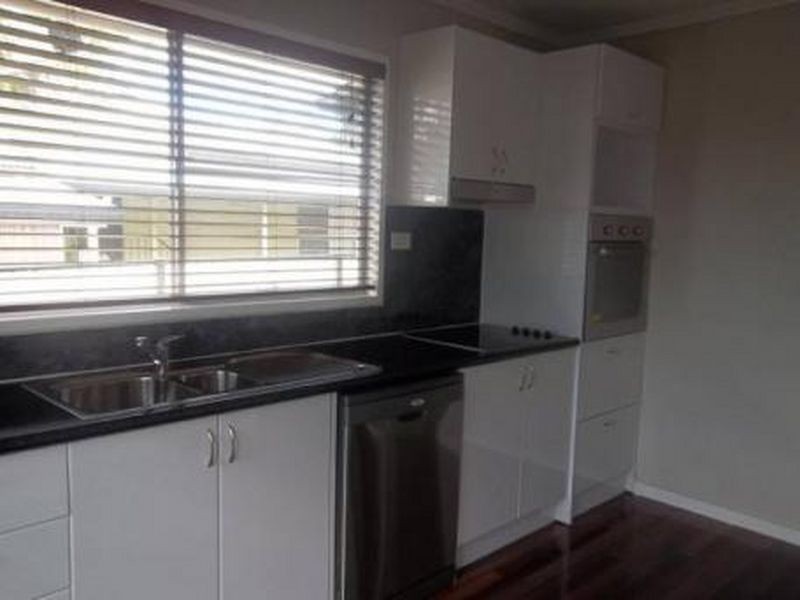 5 Kennedy Drive, Moranbah QLD 4744