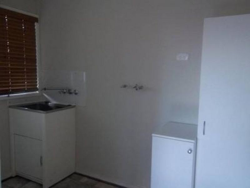 5 Kennedy Drive, Moranbah QLD 4744