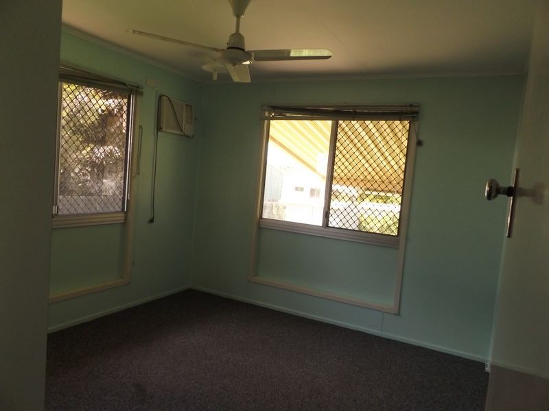7 Oxley Drive, Moranbah QLD 4744