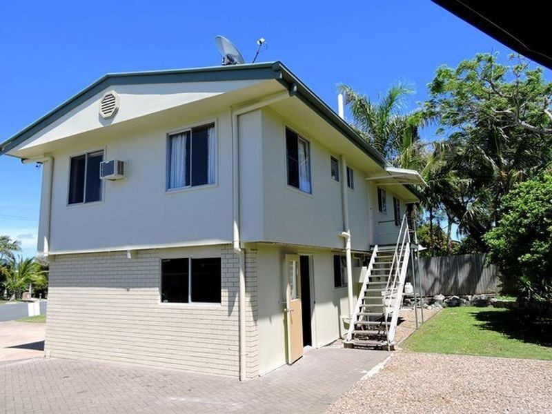 11 Wilson Street, Eimeo QLD 4740