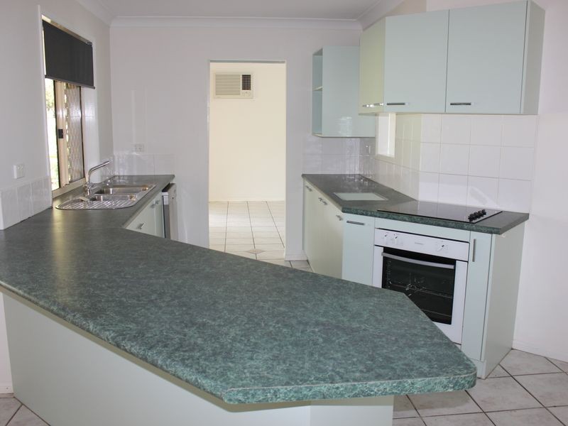 8 Spinnaker Way, Bucasia QLD 4750