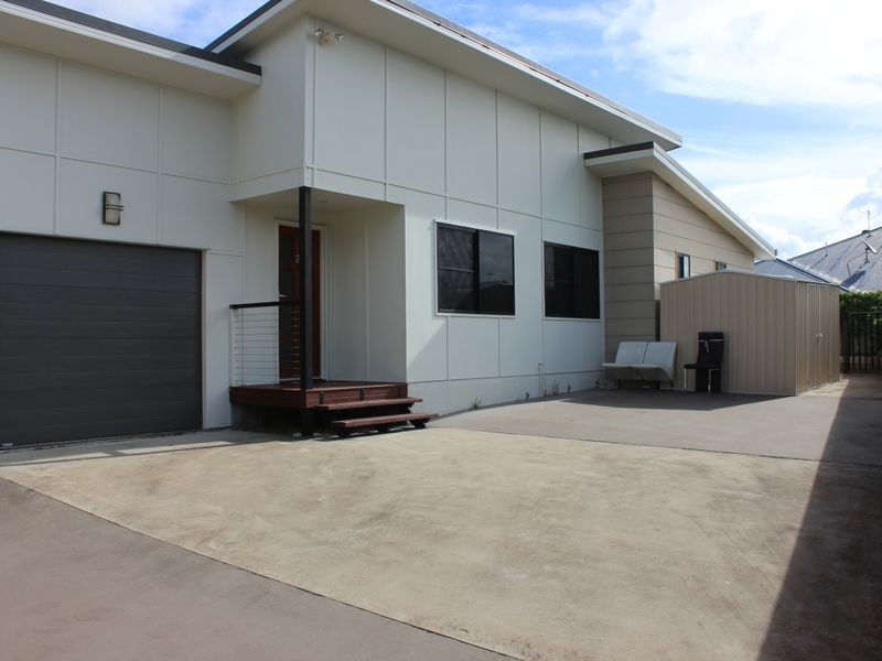 2/33 Narrabeen Street, Blacks Beach QLD 4740