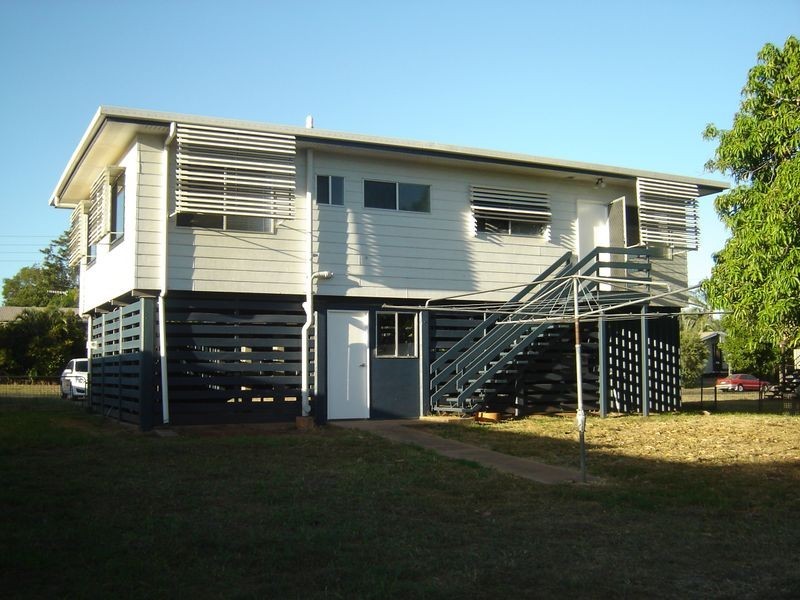 4 Cuthbert Street, Moranbah QLD 4744