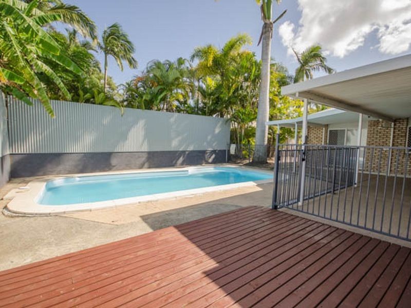 52 Mclaughlin Drive, Eimeo QLD 4740