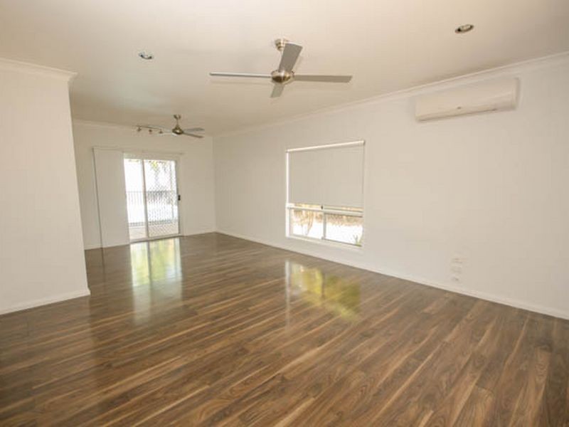 52 Mclaughlin Drive, Eimeo QLD 4740