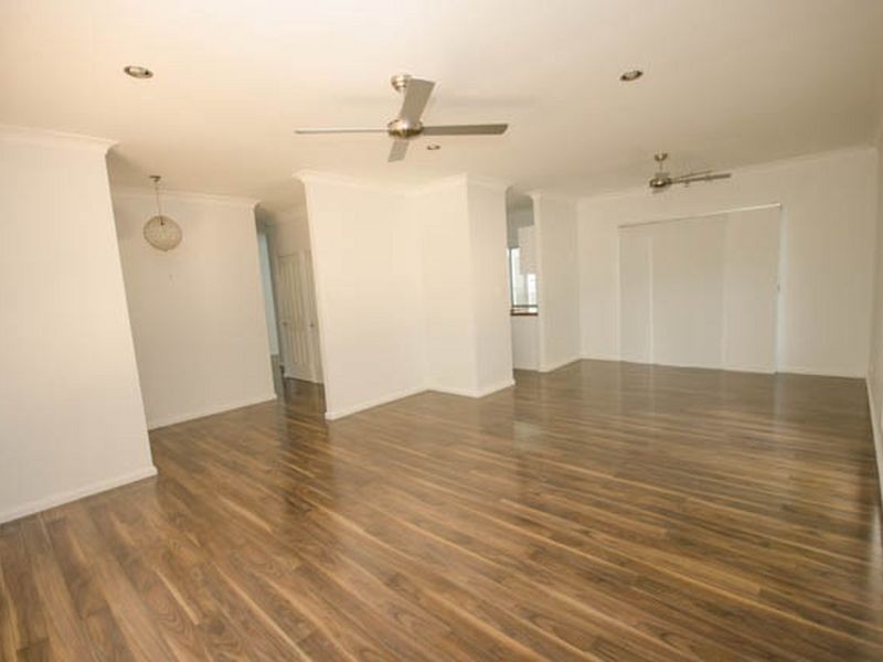 52 Mclaughlin Drive, Eimeo QLD 4740