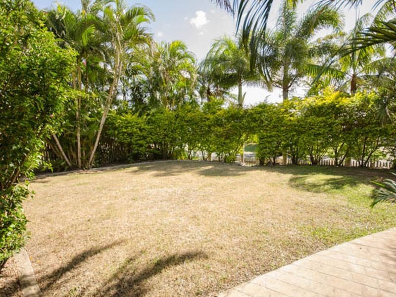 52 Mclaughlin Drive, Eimeo QLD 4740