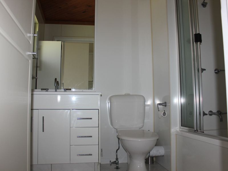 2/2 Beach Road, Dolphin Heads QLD 4740