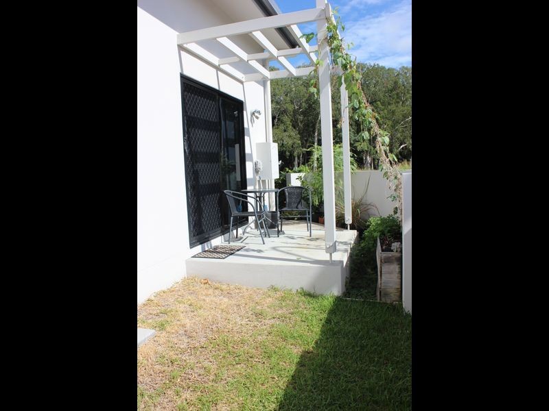 1 Dollarbird Lane, Andergrove QLD 4740